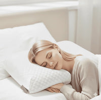 Ortopedisk minnesskumkudde med ergonomiskt nackstöd